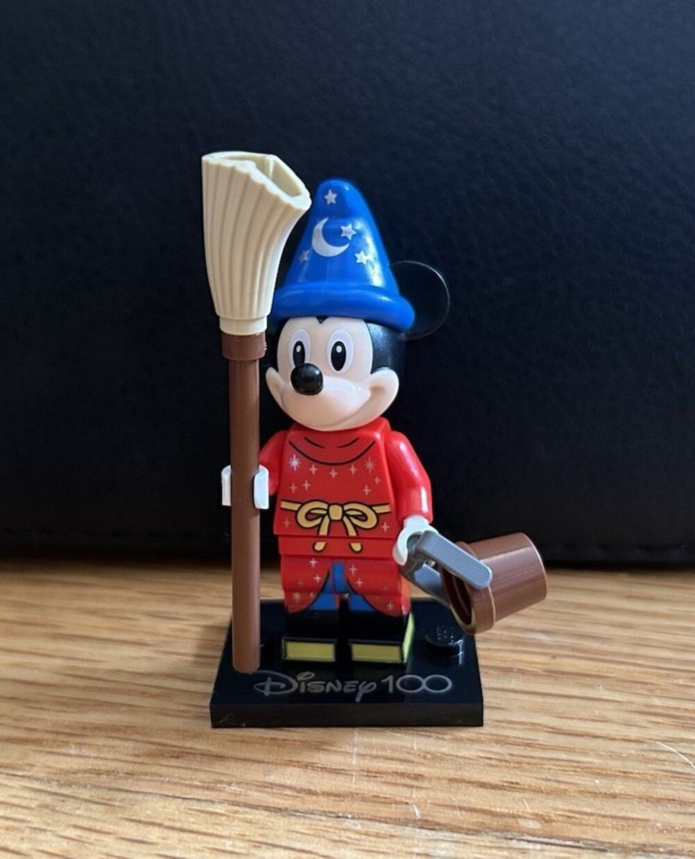 LEGO Disney 100 minifigures Sorcerer’s Apprentice Mickey